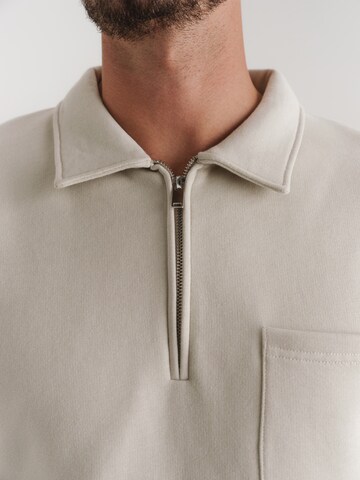TRAPP Sweatshirt in Beige