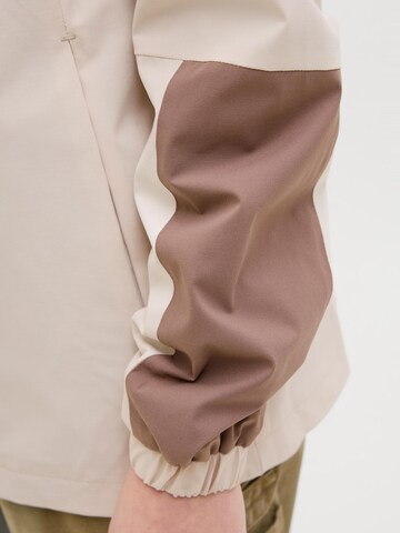 Jack & Jones Junior Tussenjas in Beige