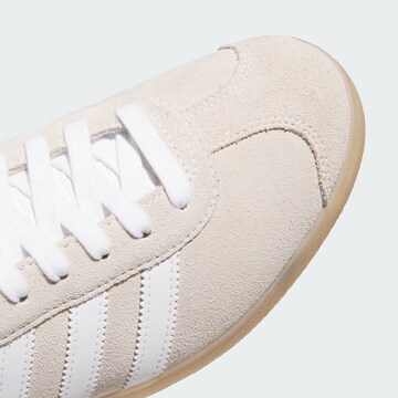 ADIDAS PERFORMANCE Sportschoen 'Gazelle' in Beige