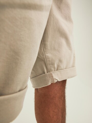 Jack & Jones Plus Regular Chinobyxa 'Dave' i beige