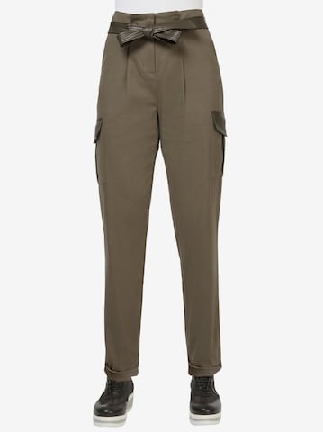 heine Pleat-Front Pants in Green: front