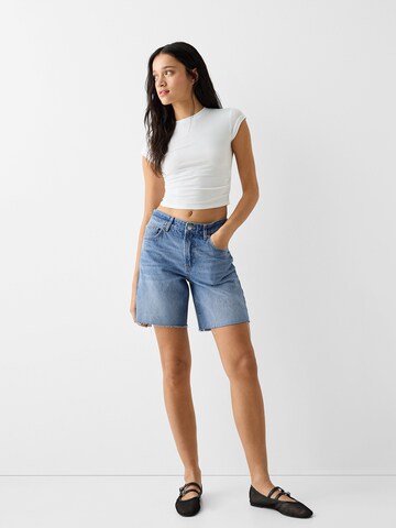 Bershka Regular Shorts in Blau