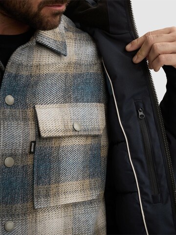 VANGUARD Between-Season Jacket 'Trackchase jacket' in Blue