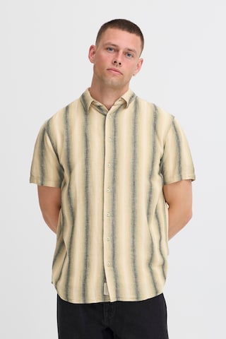 BLEND - Regular Fit Camisa ' BHBobby Linen Mix ' em verde