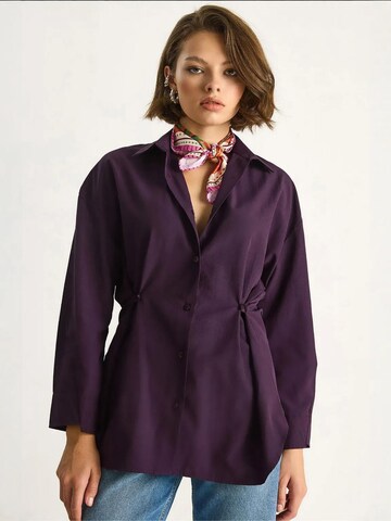 Chemisier Bianco Lucci en violet : devant