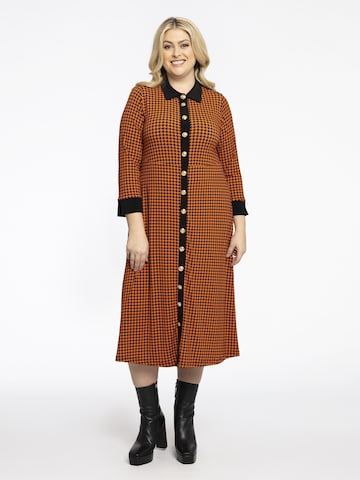 Yoek Dress ' Pied-de-poule Druck ' in Orange