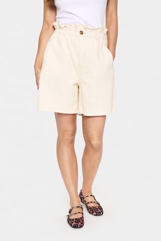 SAINT TROPEZ Loosefit Hose in Weiß: Vorderseite