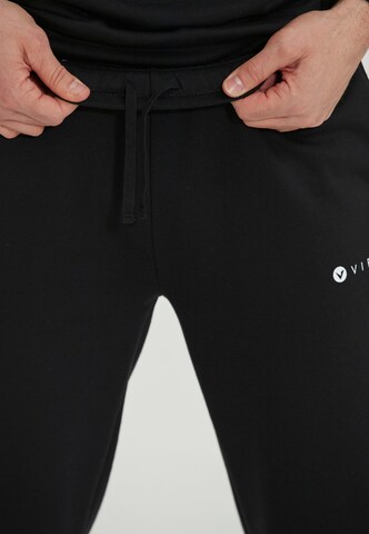 Virtus Regular Sporthose 'Kritow' in Schwarz