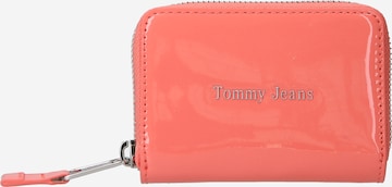 Tommy Jeans Wallet in Pink: front