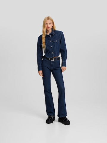 Bershka Regular Jeans in Blauw