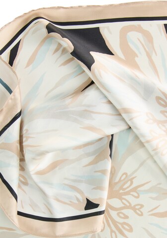 LAURA SCOTT Wrap in Beige