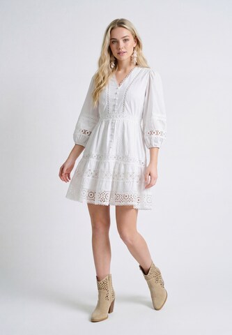 IZIA - Vestido em branco