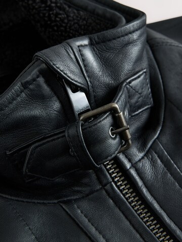 Next Демисезонная куртка в Черный