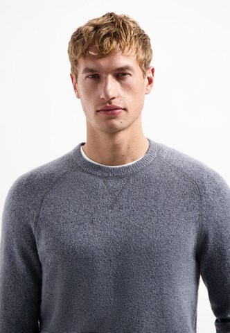 No Excess Pullover in Blau