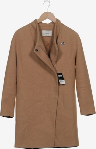 Stradivarius Mantel S in Beige: Vorderseite