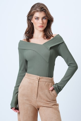 Tricou de la Trend Alaçatı Stili pe verde