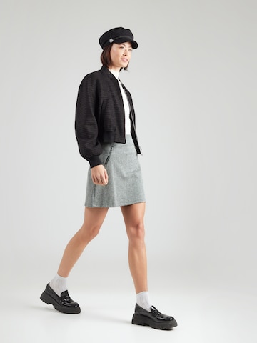 Fustă 'Lucca' de la ABOUT YOU pe gri