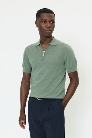 Matinique Shirt in Green: front