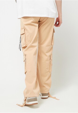 Wide leg Pantaloni cargo 'Tanami' di Pegador in beige