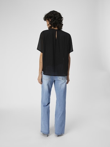 OBJECT - Blusa 'Mila' em preto