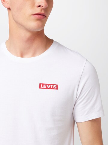 LEVI'S ® Póló 'Crewneck Graphic' - zöld