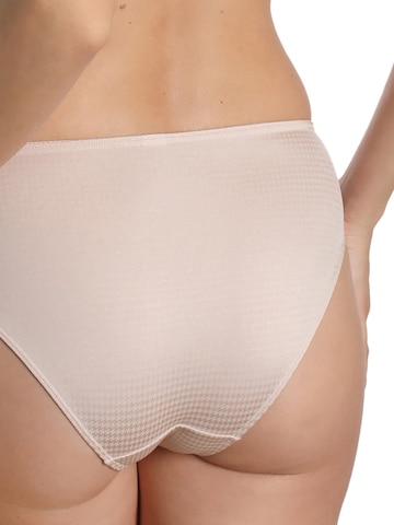 sassa Slip 'Beautiful Classic'‌‌ in Beige