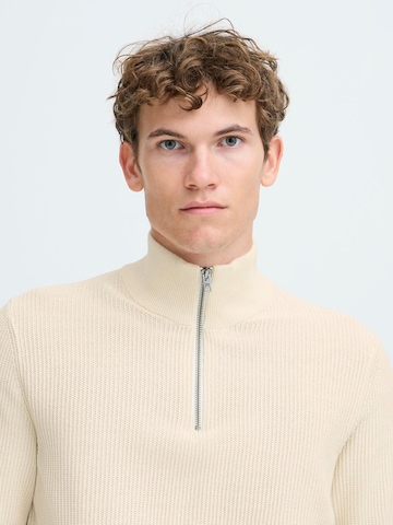 Pull-over ' CFNOAR ' Casual Friday en beige