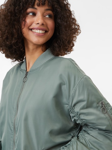 Moves Between-Season Jacket 'Bombisti' in Green