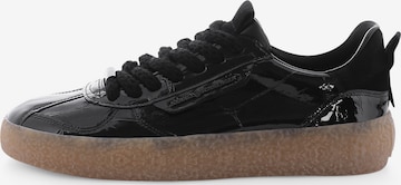 Baskets basses 'PIT' Kennel & Schmenger en noir : devant