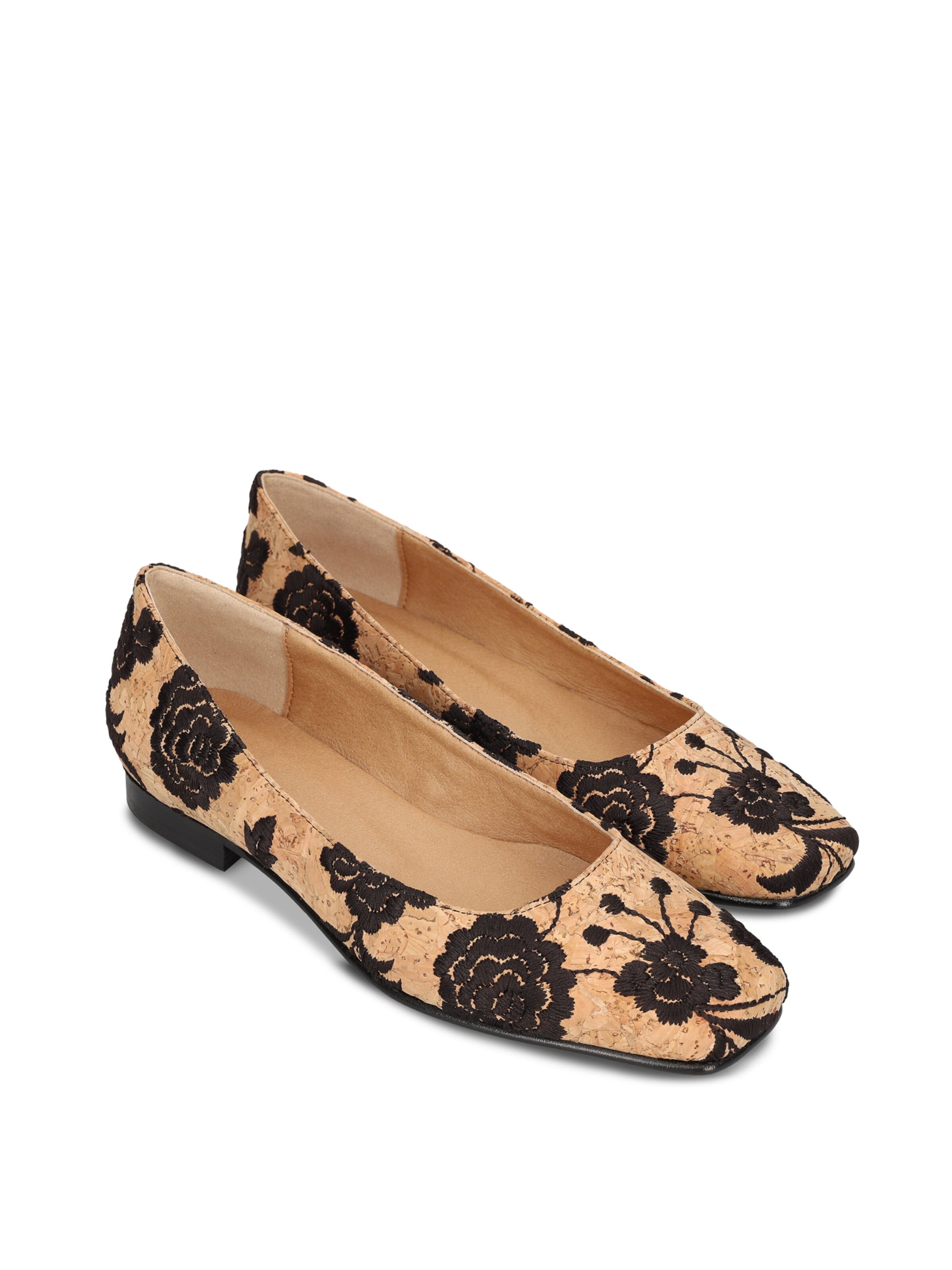 nae Vegan Shoes Baleríny 'Louise Cork' – hnědá