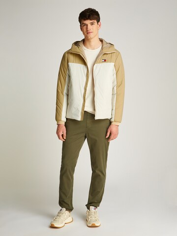 Tommy Jeans Jacke in Beige