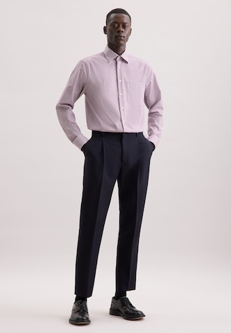 Coupe regular Chemise business ' Schwarze Rose ' SEIDENSTICKER en violet
