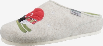 Tofee Slippers in White: front
