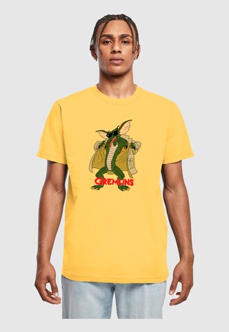 Merchcode Shirt 'Gremlins - Flasher' in Geel: voorkant