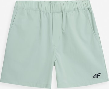 regular Pantaloni sportivi di 4F in verde: frontale