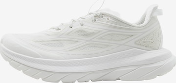 HOKA Matalavartiset tennarit 'MACH REMASTERED' värissä valkoinen: etupuoli