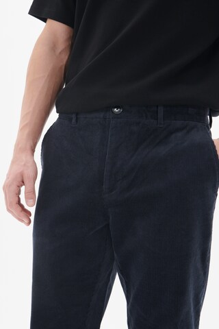 Regular Pantalon chino 'Liam' Matinique en bleu