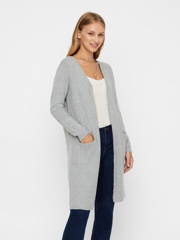 Cardigan 'Doffy' VERO MODA en gris : devant