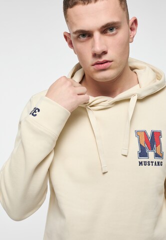 MUSTANG Sweatshirt in Beige