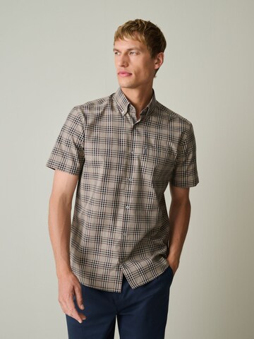 Next Regular fit Overhemd in Beige: voorkant