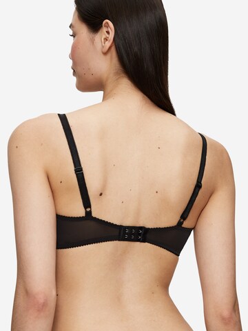 TRIUMPH T-shirt Bra 'Amourette Spotlight' in Black