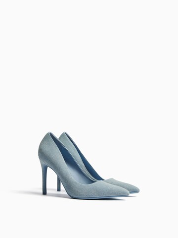 Bershka Pumps in Blauw