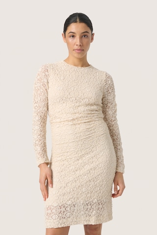 SOAKED IN LUXURY - Vestido 'SLMaleve' en beige: frente