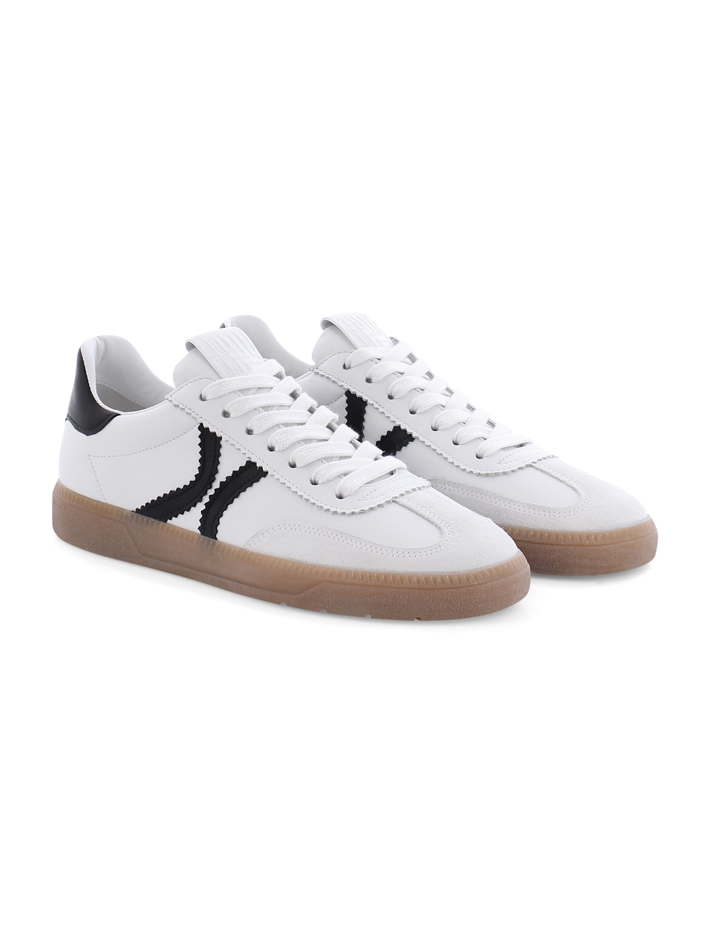 Baskets basses ' POP ' Kennel & Schmenger en blanc