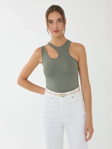 Haut Hiccup en vert : devant