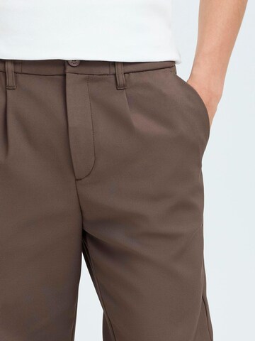 Tapered Pantaloni chino ' CFMarc ' di Casual Friday in verde