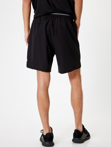 Koton Regular Hose in Schwarz
