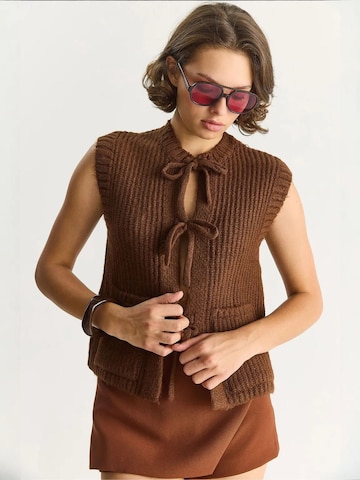 Gilet in maglia di Bianco Lucci in marrone