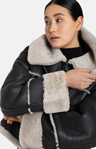 Werner Christ Between-season jacket 'Heidi' in Black