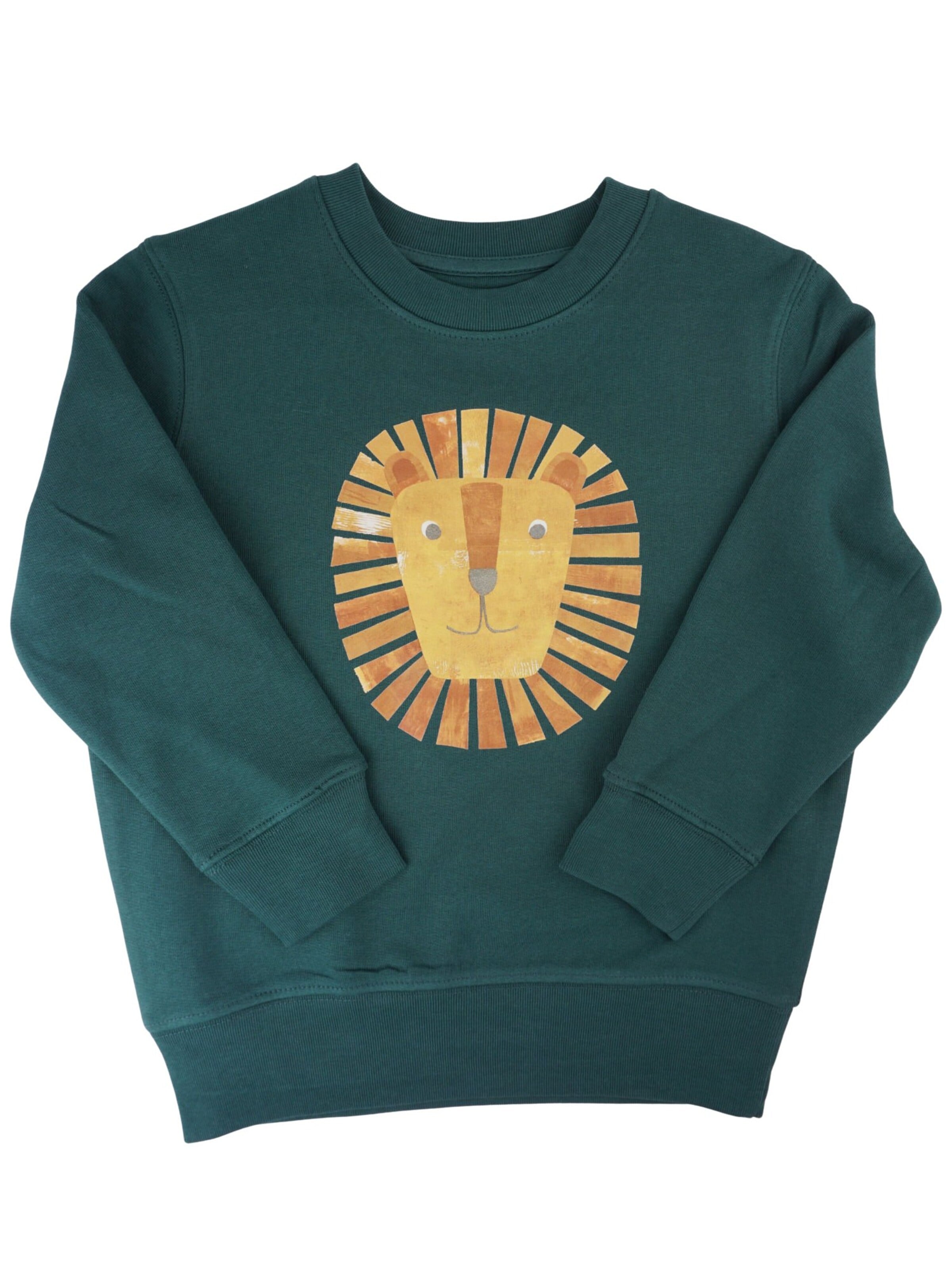 MelaDi Sweater 'Meladi Kinder Sweater aus Biobaumwolle - Löwe auf Forrest Green' in Green: front